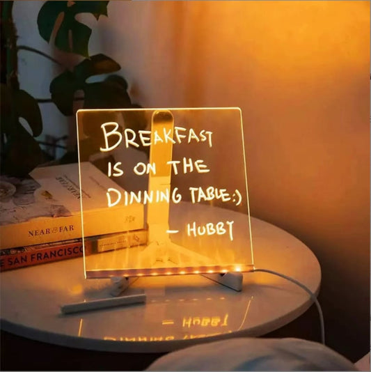 🎁 Den perfekta presenten till dem – whiteboard-anslagstavla med LED-utskrift: 7 färger, mjuk belysning och justerbart stativ! ✨