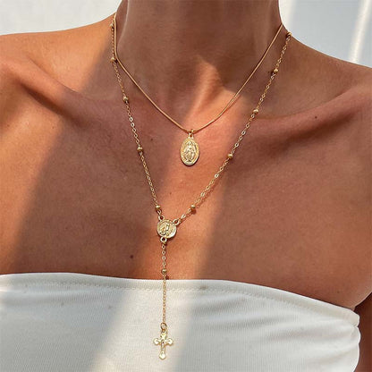 Halsband med kors i lager för kvinnor
